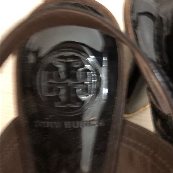 TORY BURCH Patent Leather / Suede 8.5 Open Toe - Picture 3 of 6
